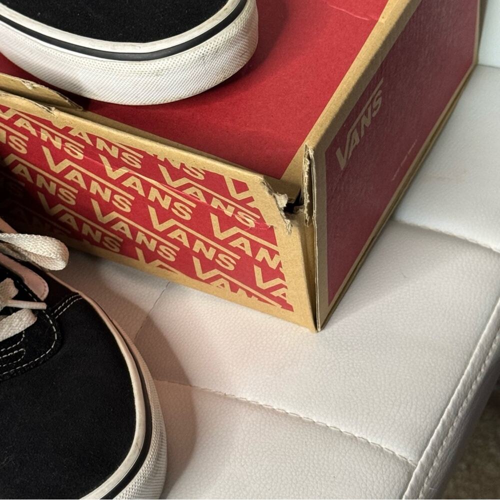 Vans Ward Hi top Suede Canvas Sneakers 8 M suede canvas black and white shoes - Picture 3 of 5